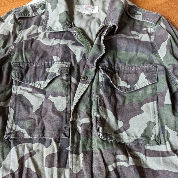 Urban OUTFITTERS ecoté camo camouflage army fatigue jacket small - Picture 5 of 16